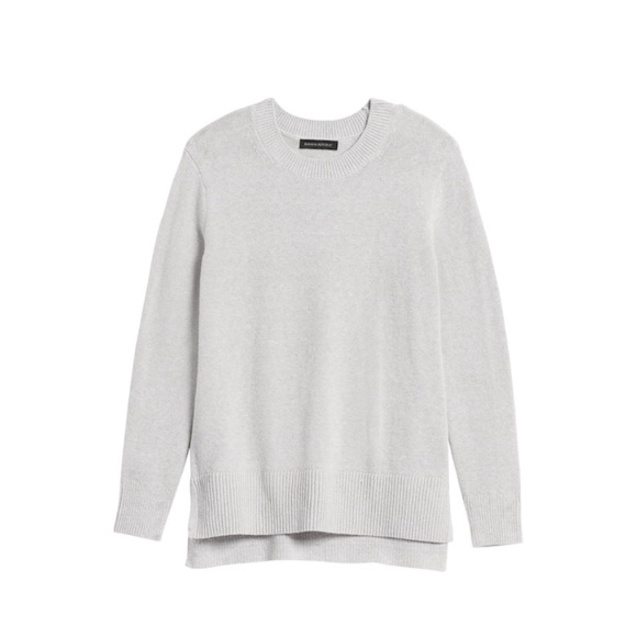 Banana Republic Sweaters - 🍑 3 for $20 Banana Republic Sweater